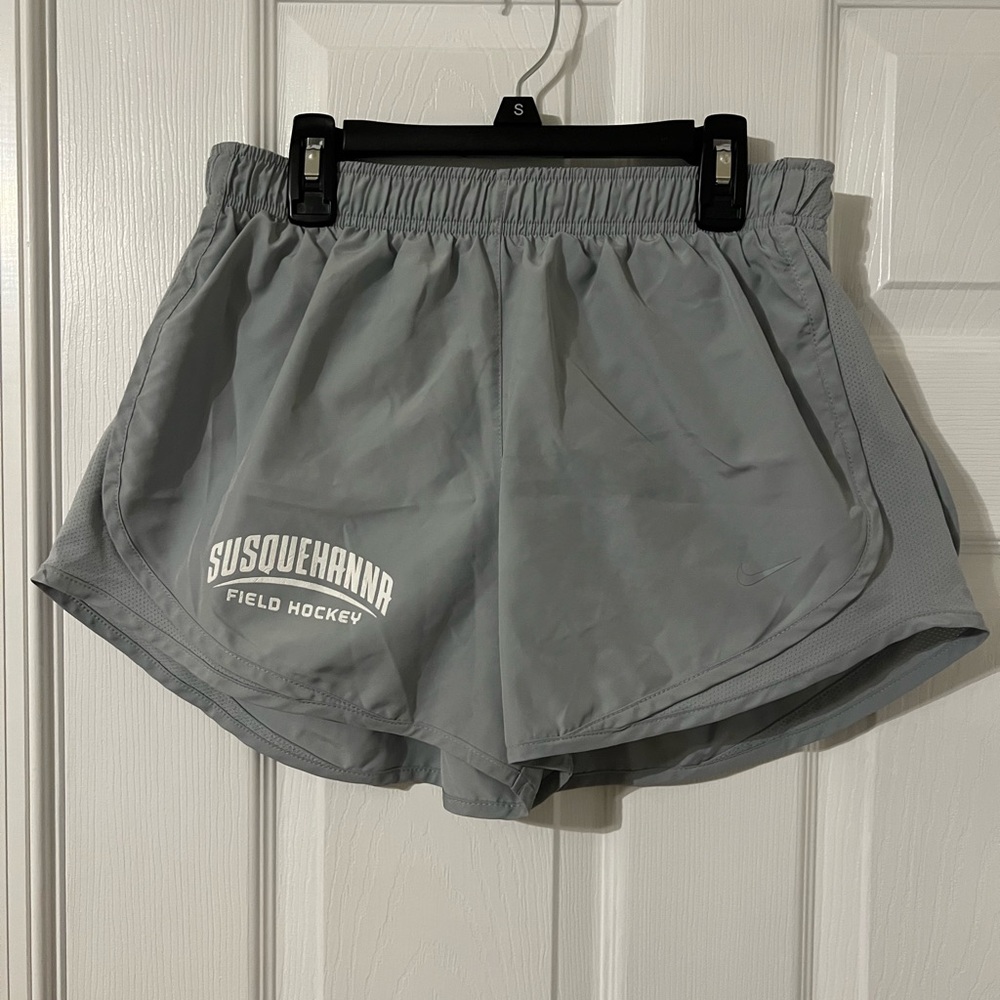 Susquehanna University Field Hockey Nike Women's Dri-FIT Tempo Shorts